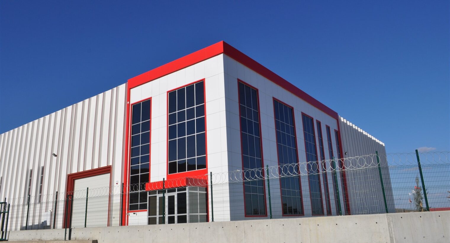 Kompozit Cephe - Kapaklı Cephe Kompozit Cephe - Kapaklı Cephe